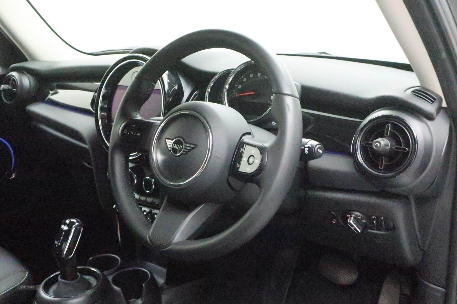 Sep 2022 MINI HATCHBACK 1.5 Cooper Classic 5dr Auto