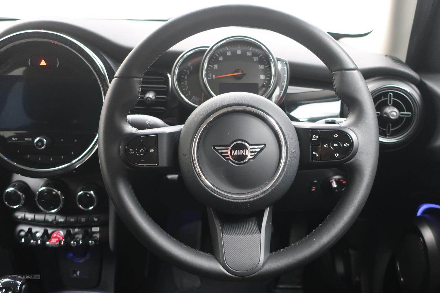 Sep 2022 MINI HATCHBACK 1.5 Cooper Classic 5dr Auto