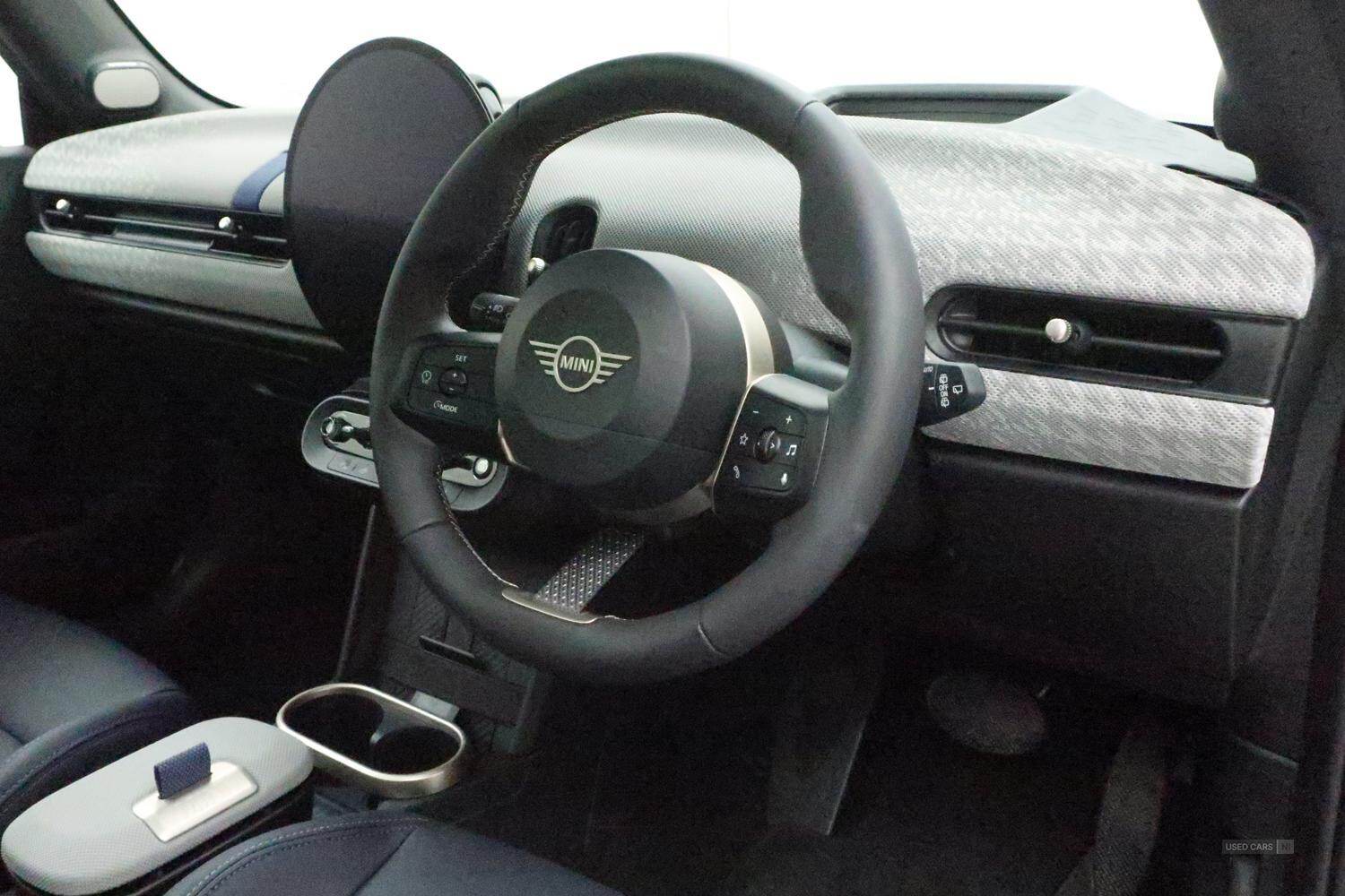 Nov 2024 MINI Cooper 1.5 C Exclusive 3dr Auto
