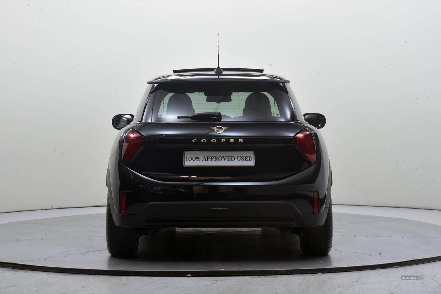 Nov 2024 MINI Cooper 1.5 C Exclusive 3dr Auto