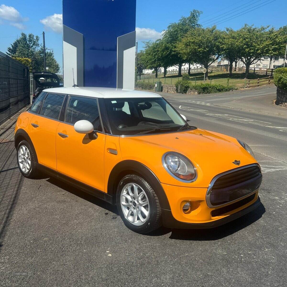 May 2016 MINI Hatch 1.5 Cooper 5dr