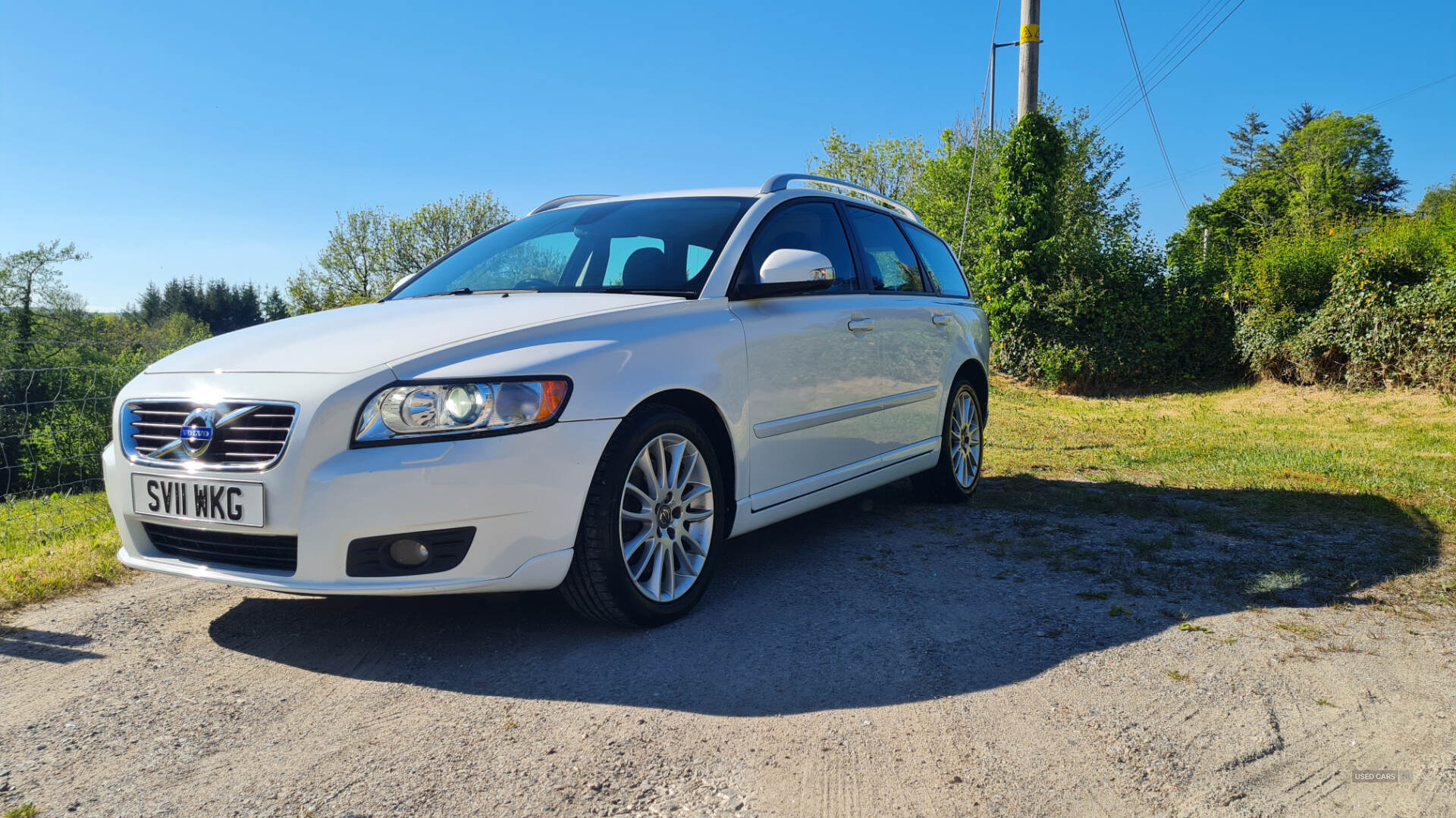 Apr 2011 Volvo V50 D4 [177] SE Lux 5dr