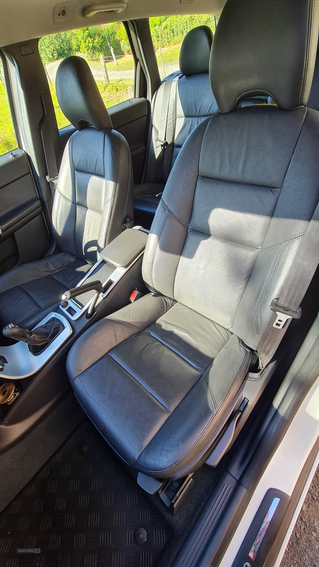 Apr 2011 Volvo V50 D4 [177] SE Lux 5dr
