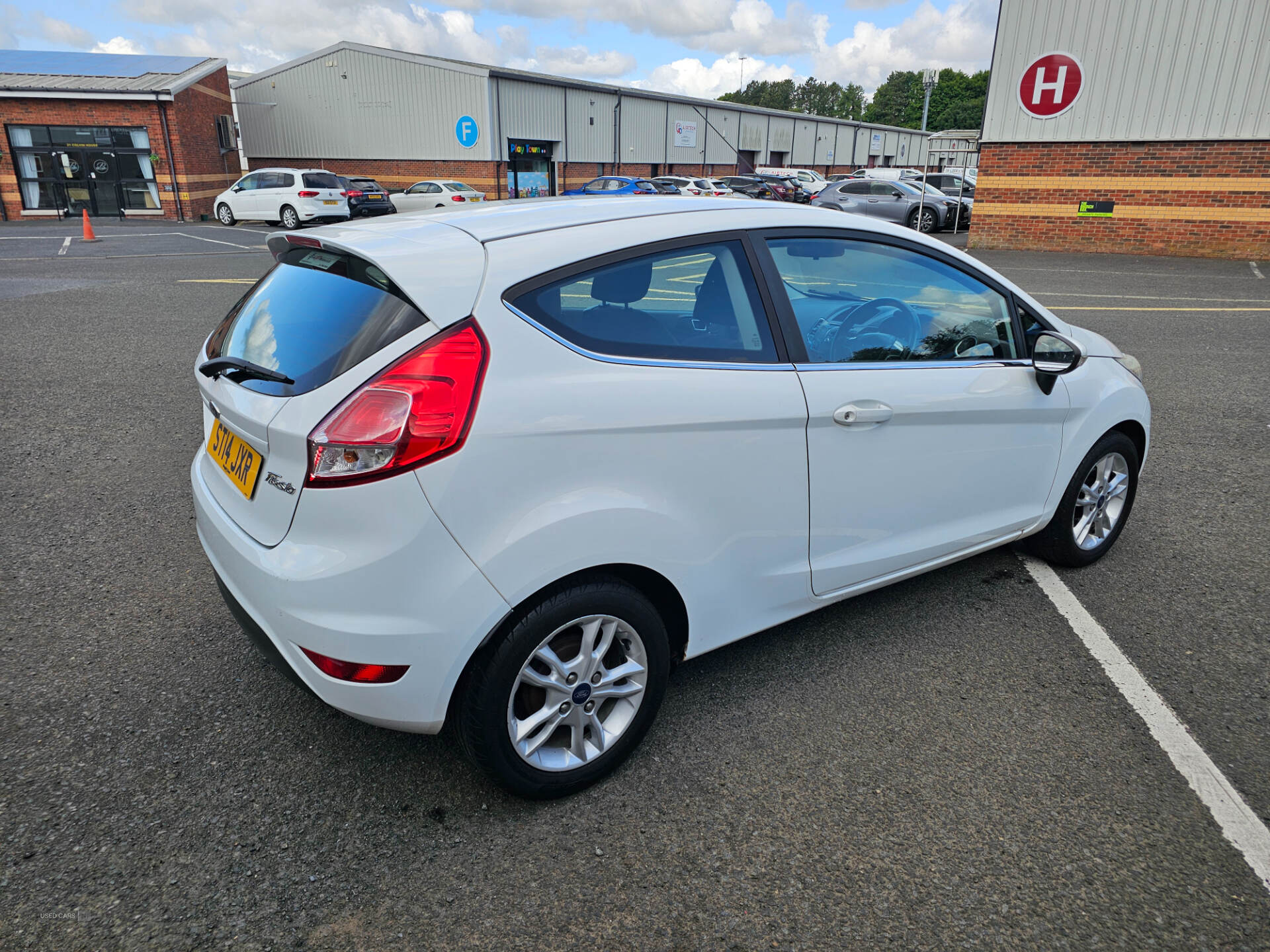 Ford Fiesta HATCHBACK in Down