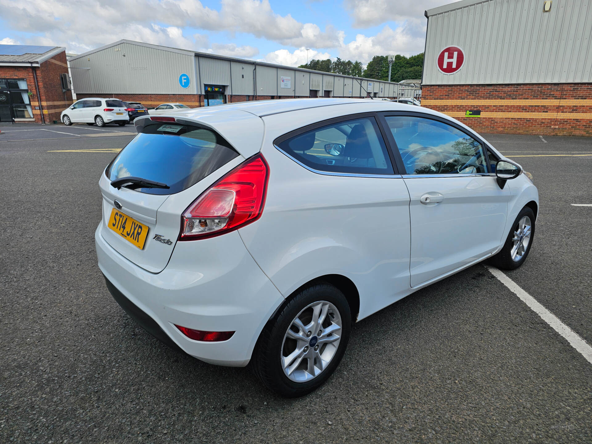 Ford Fiesta HATCHBACK in Down