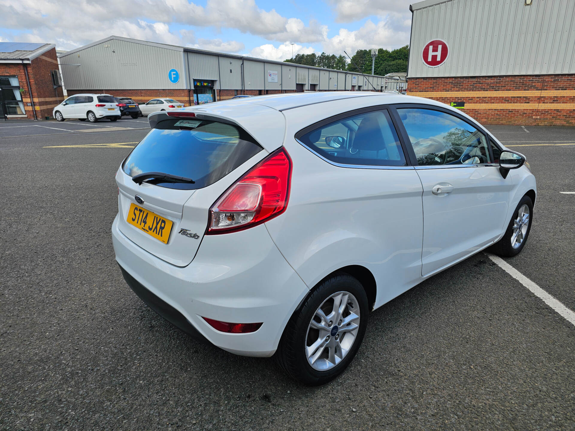 Ford Fiesta HATCHBACK in Down
