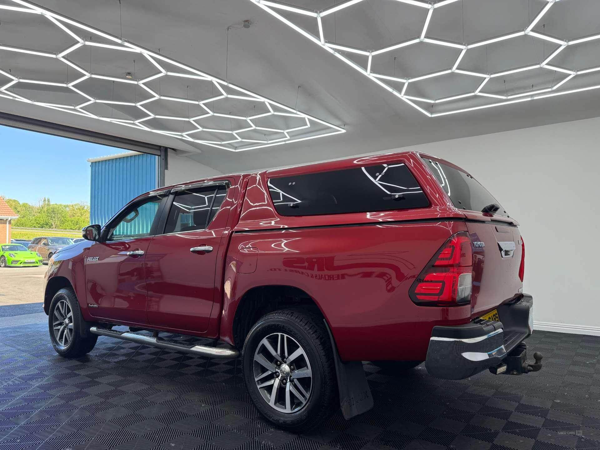 Jan 2017 Toyota Hilux Invincible D/Cab Pick Up 2.4 D-4D Auto