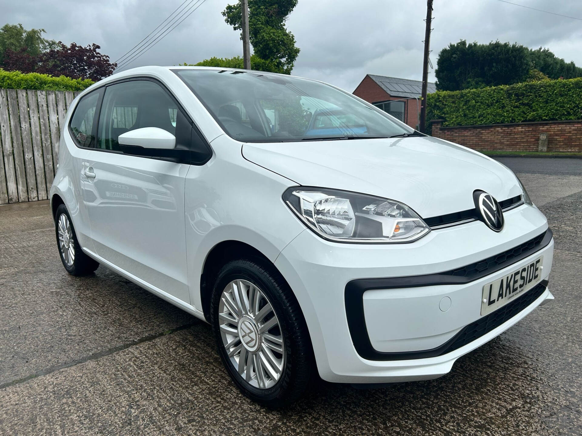 Volkswagen Up HATCHBACK in Down