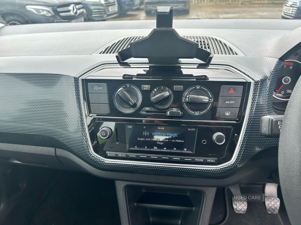 Volkswagen Up HATCHBACK in Down