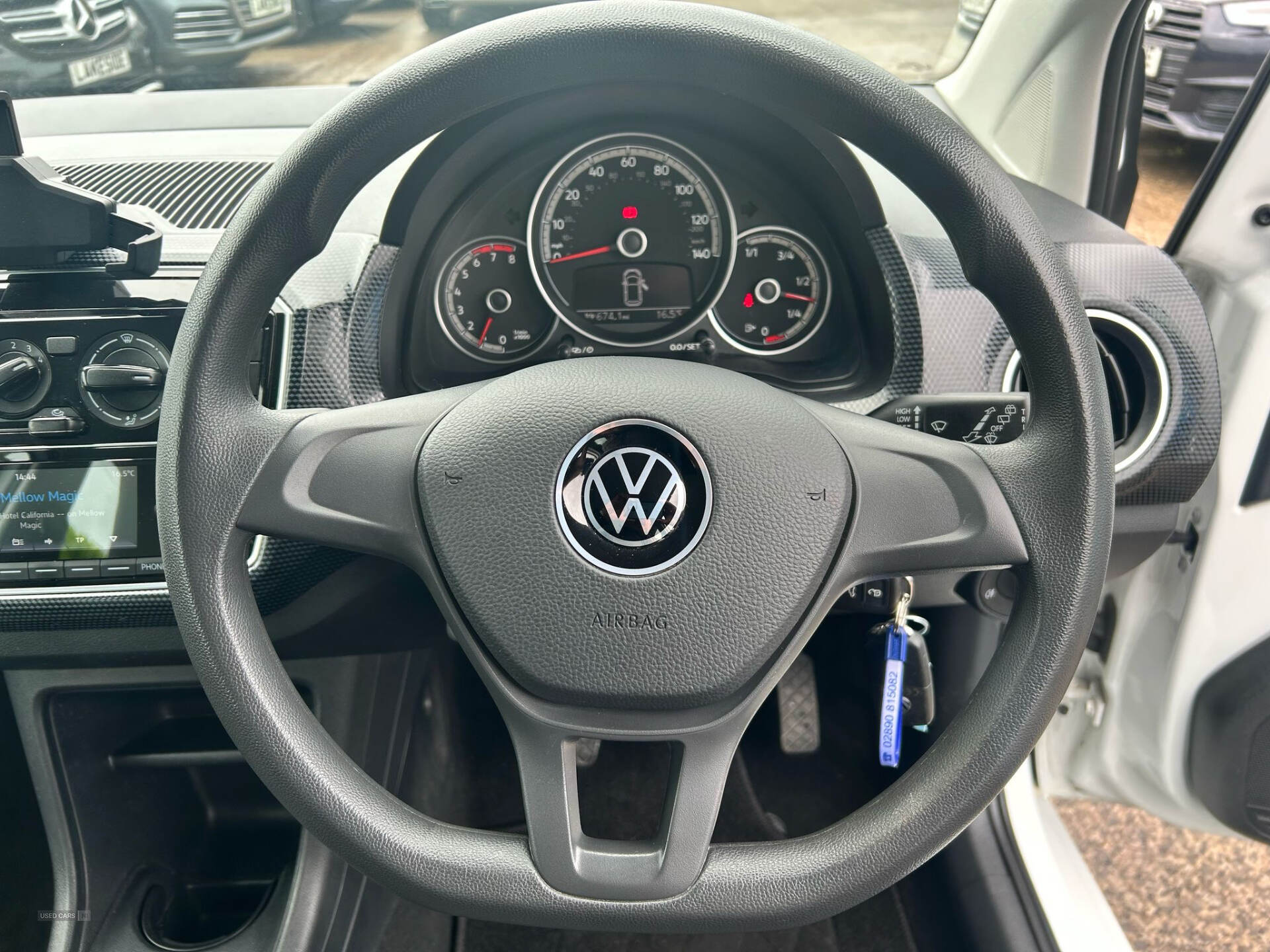Volkswagen Up HATCHBACK in Down