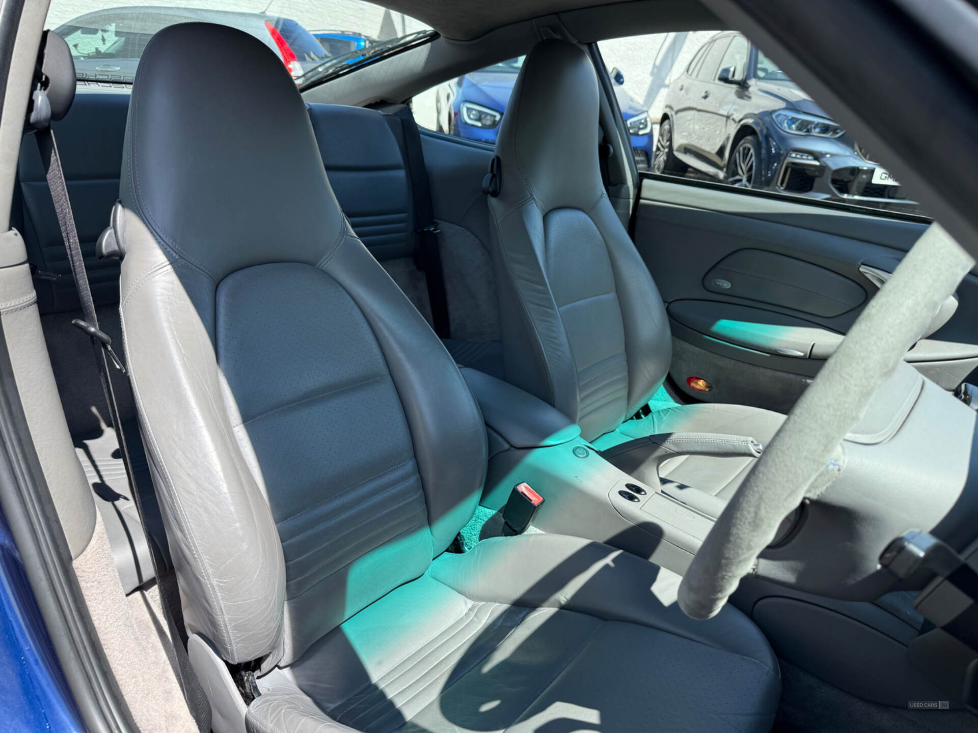 Mar 2001 Porsche 911 2dr