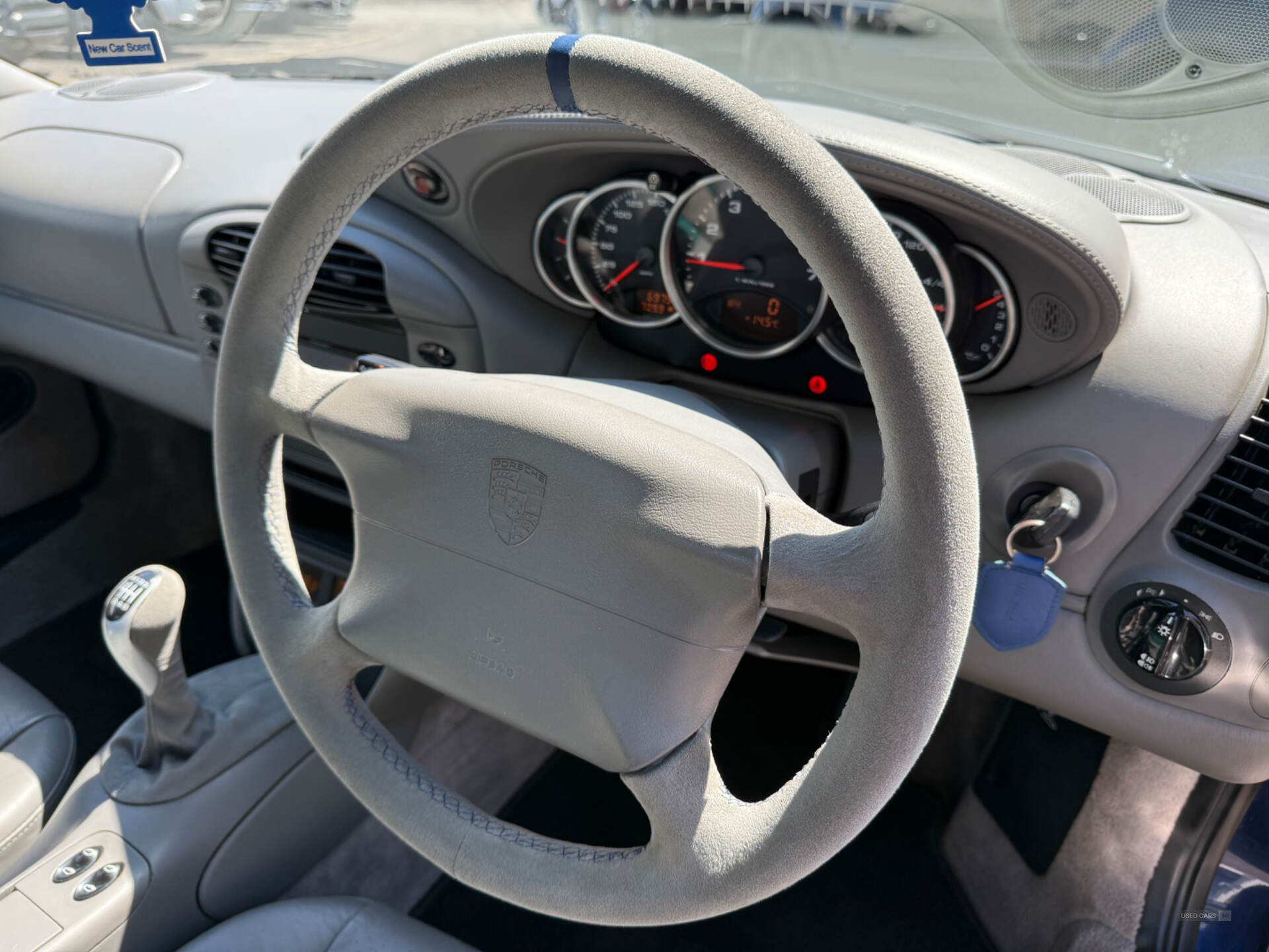 Mar 2001 Porsche 911 2dr