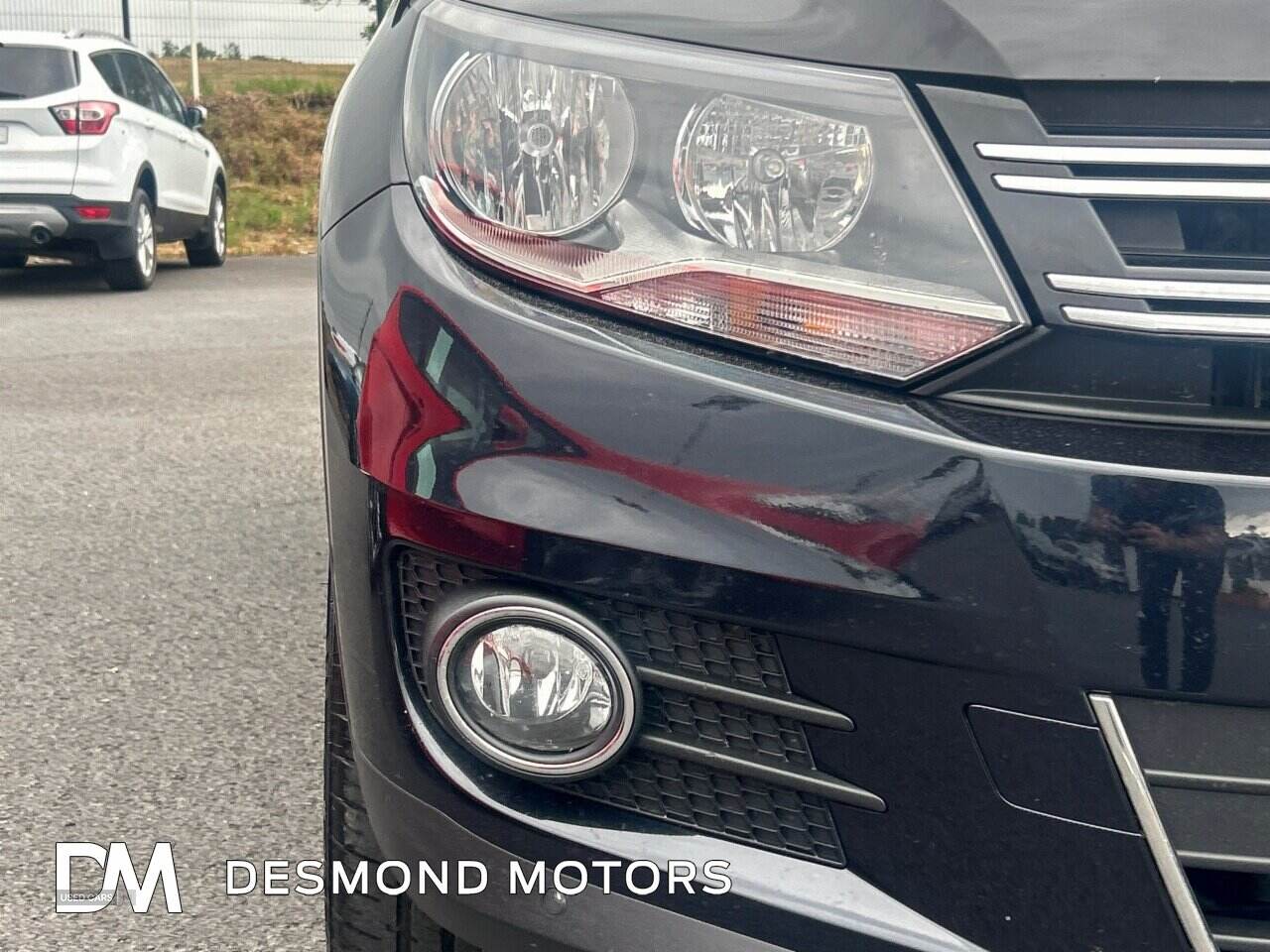 Apr 2015 Volkswagen Tiguan 2.0 TDi BlueMotion Tech Match 5dr [2WD]