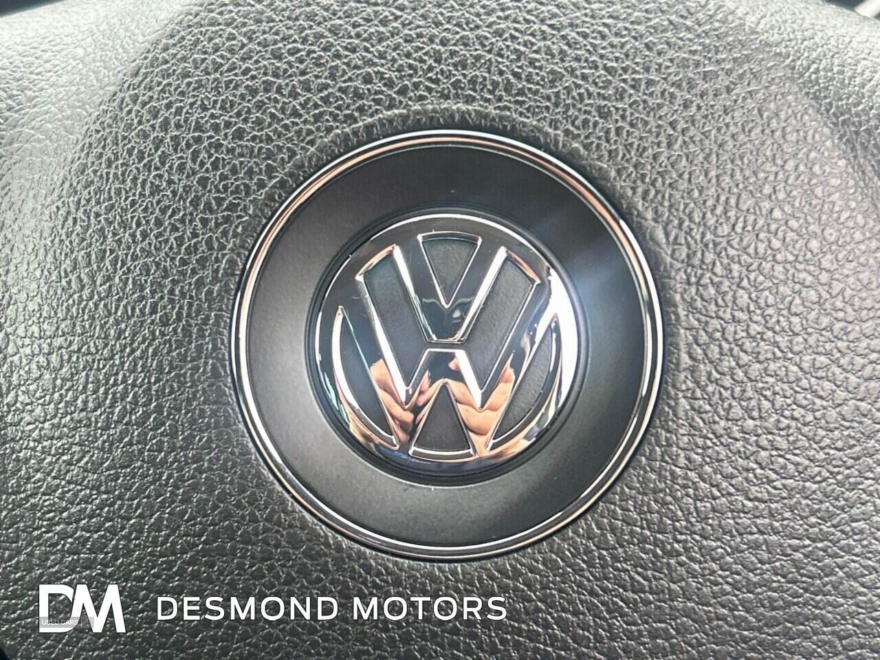 Apr 2015 Volkswagen Tiguan 2.0 TDi BlueMotion Tech Match 5dr [2WD]