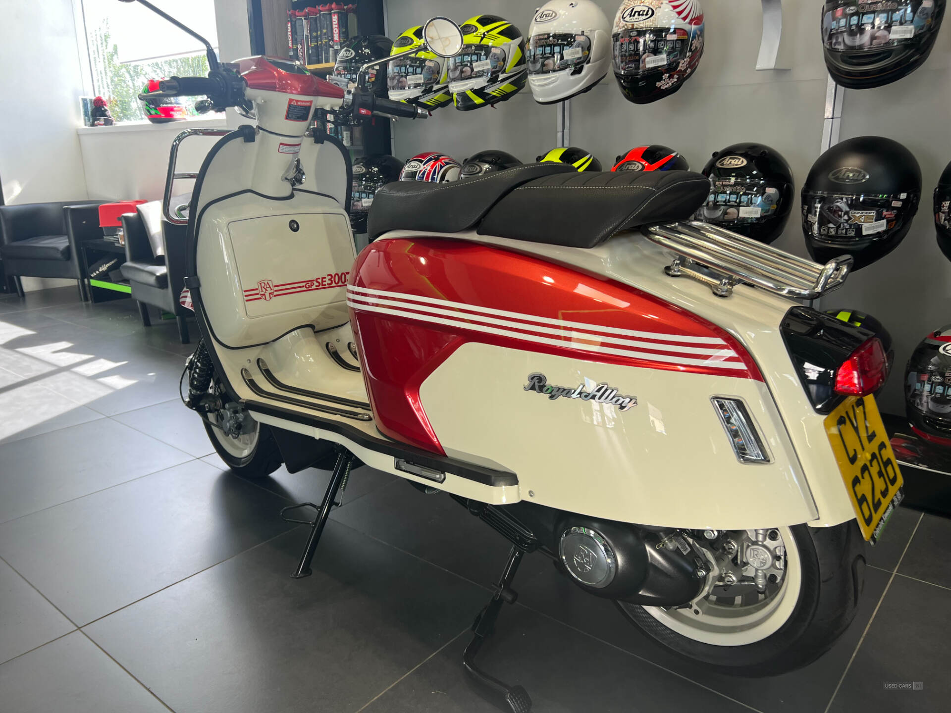 Oct 2024 Royal Enfield 2024 ROYAL ALLOY GP300 SE