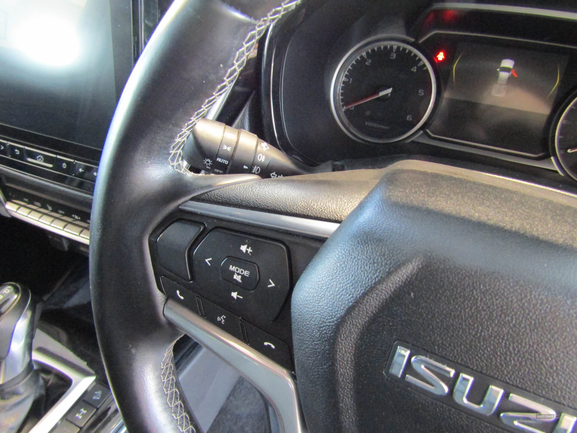 Mar 2022 Isuzu D-Max V-Cross D-Max, Automatic.