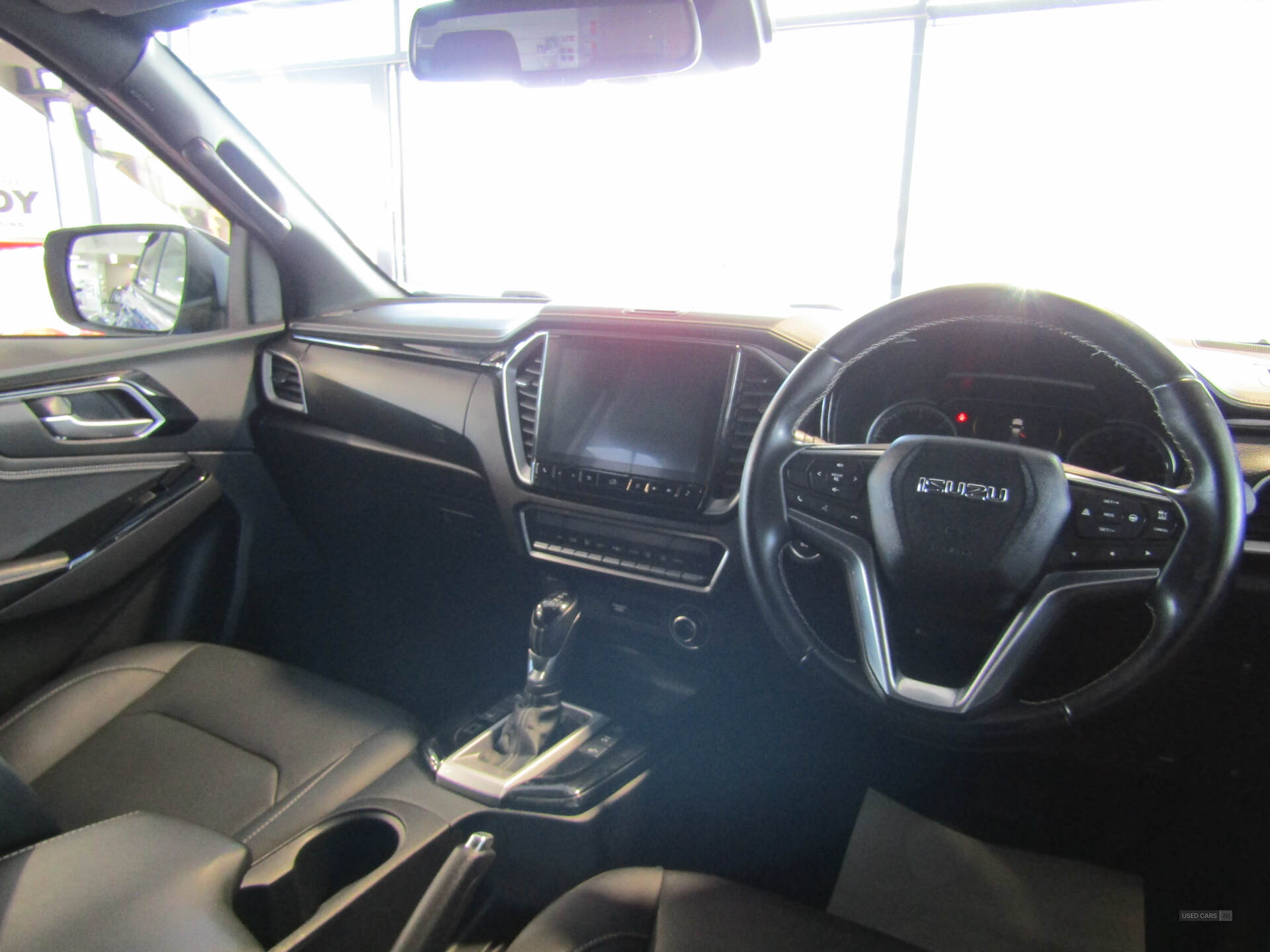 Mar 2022 Isuzu D-Max V-Cross D-Max, Automatic.