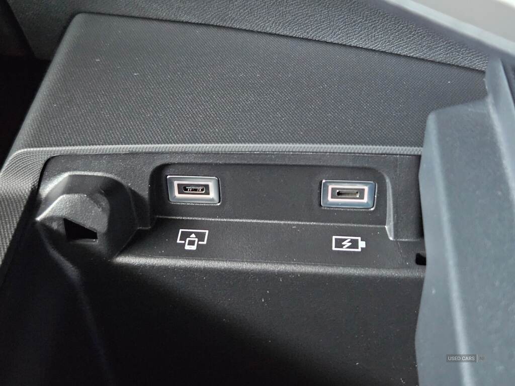 Peugeot 5008 1.2 136HP HYBRID GT AUTOMATIC in Antrim