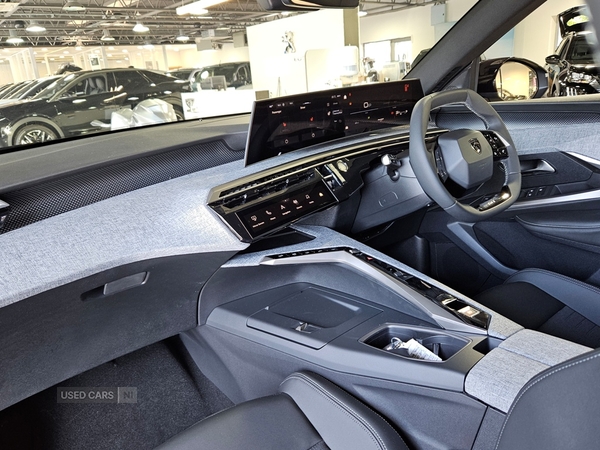 Peugeot 5008 1.2 136HP HYBRID GT AUTOMATIC in Antrim