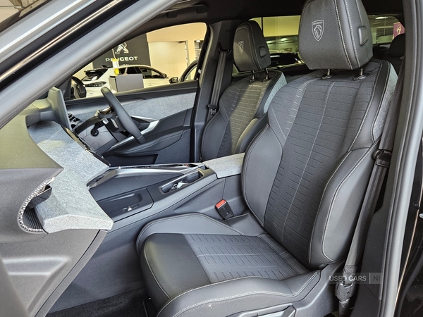 Peugeot 5008 1.2 136HP HYBRID GT AUTOMATIC in Antrim