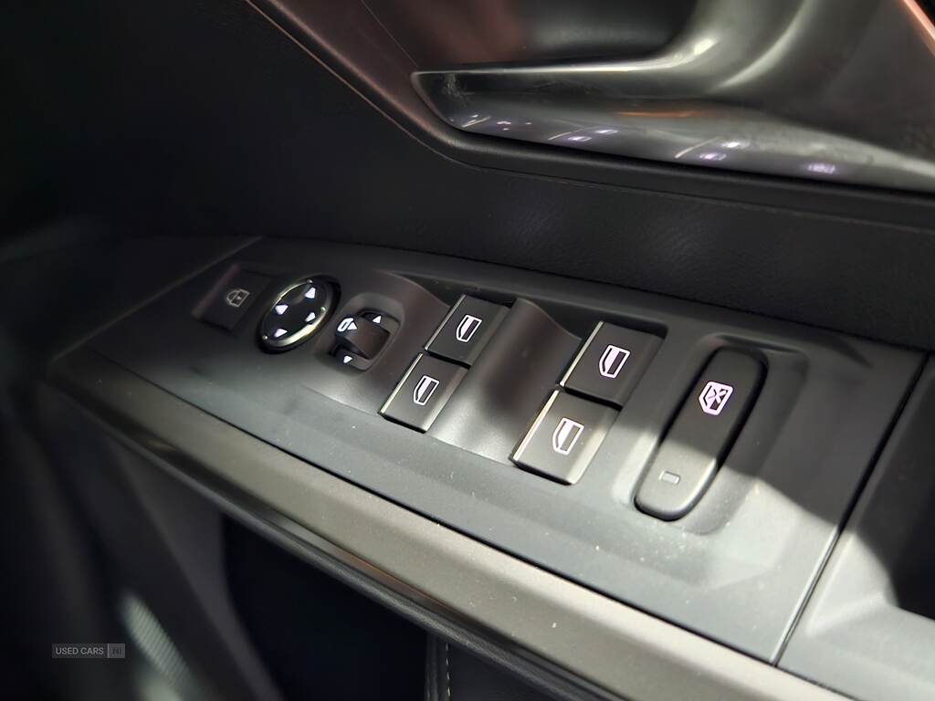 Peugeot 3008 73KWH 210HP GT AUTOMATIC in Antrim