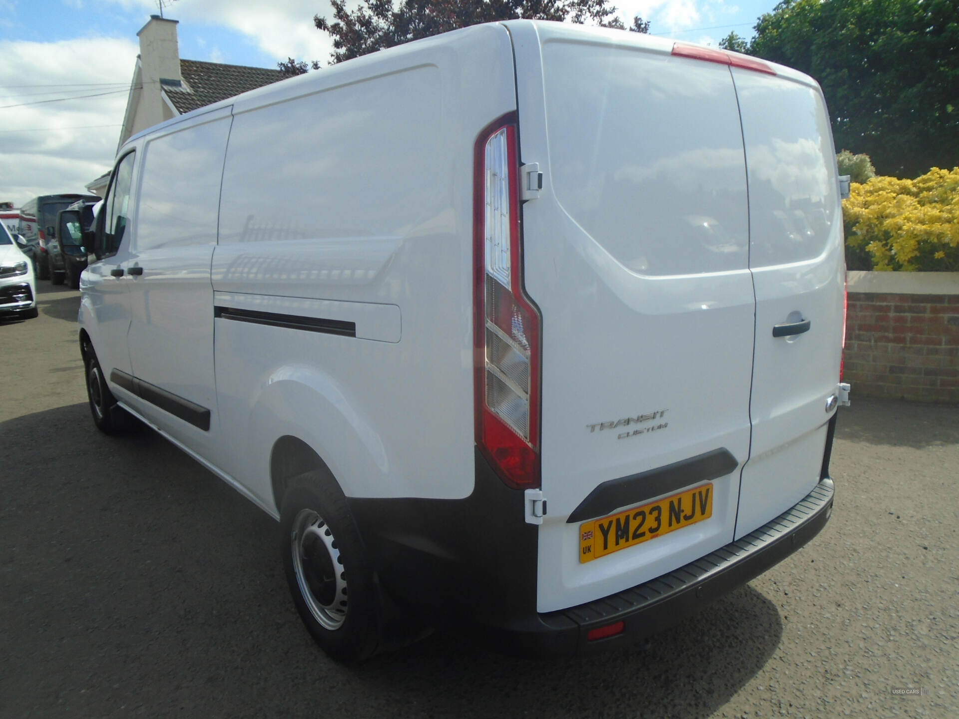 Jun 2023 Ford Transit Custom 2.0 EcoBlue 130ps Low Roof Leader Van