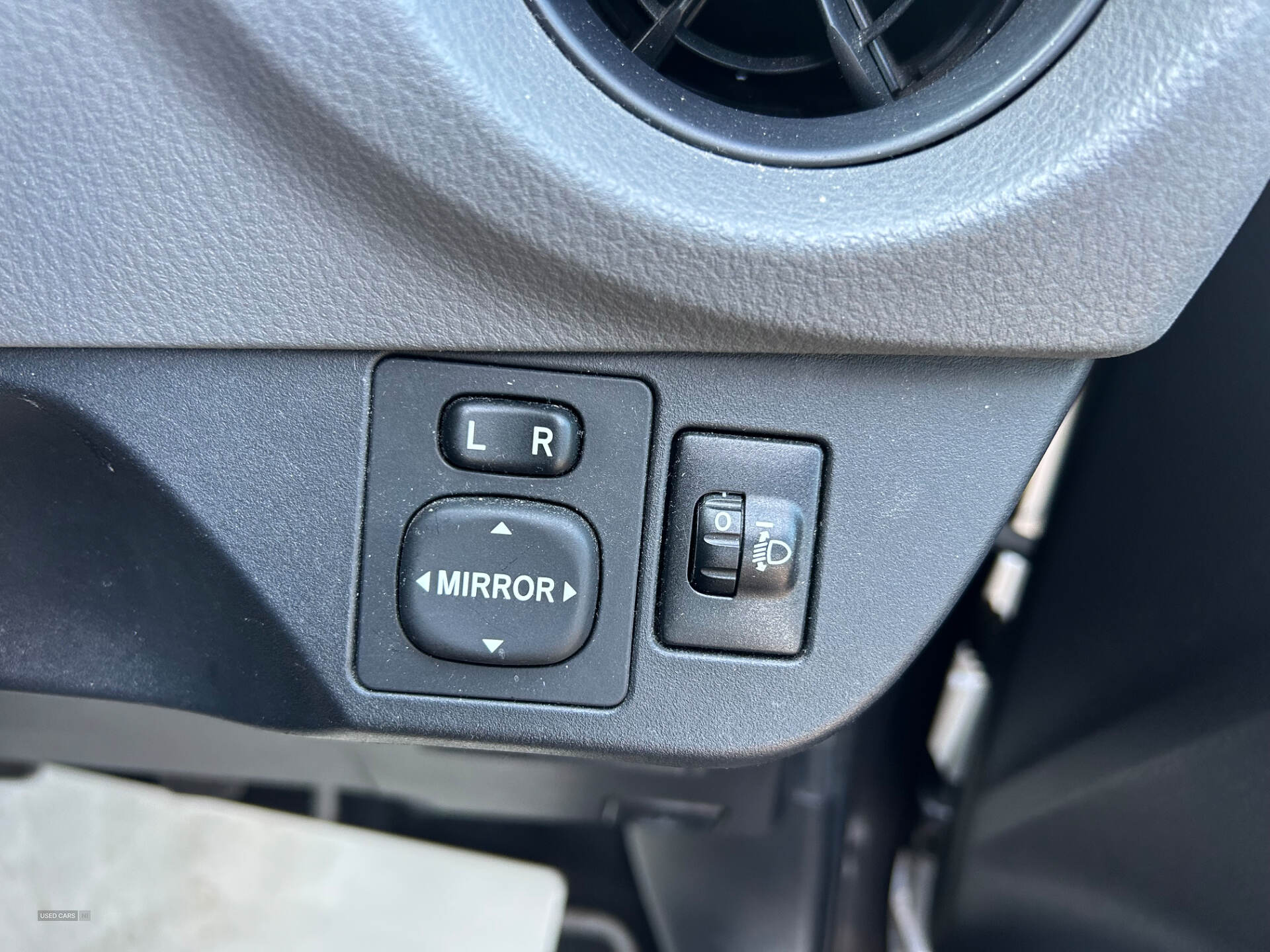 Feb 2018 Toyota Yaris 1.0 VVT-i Active 5dr