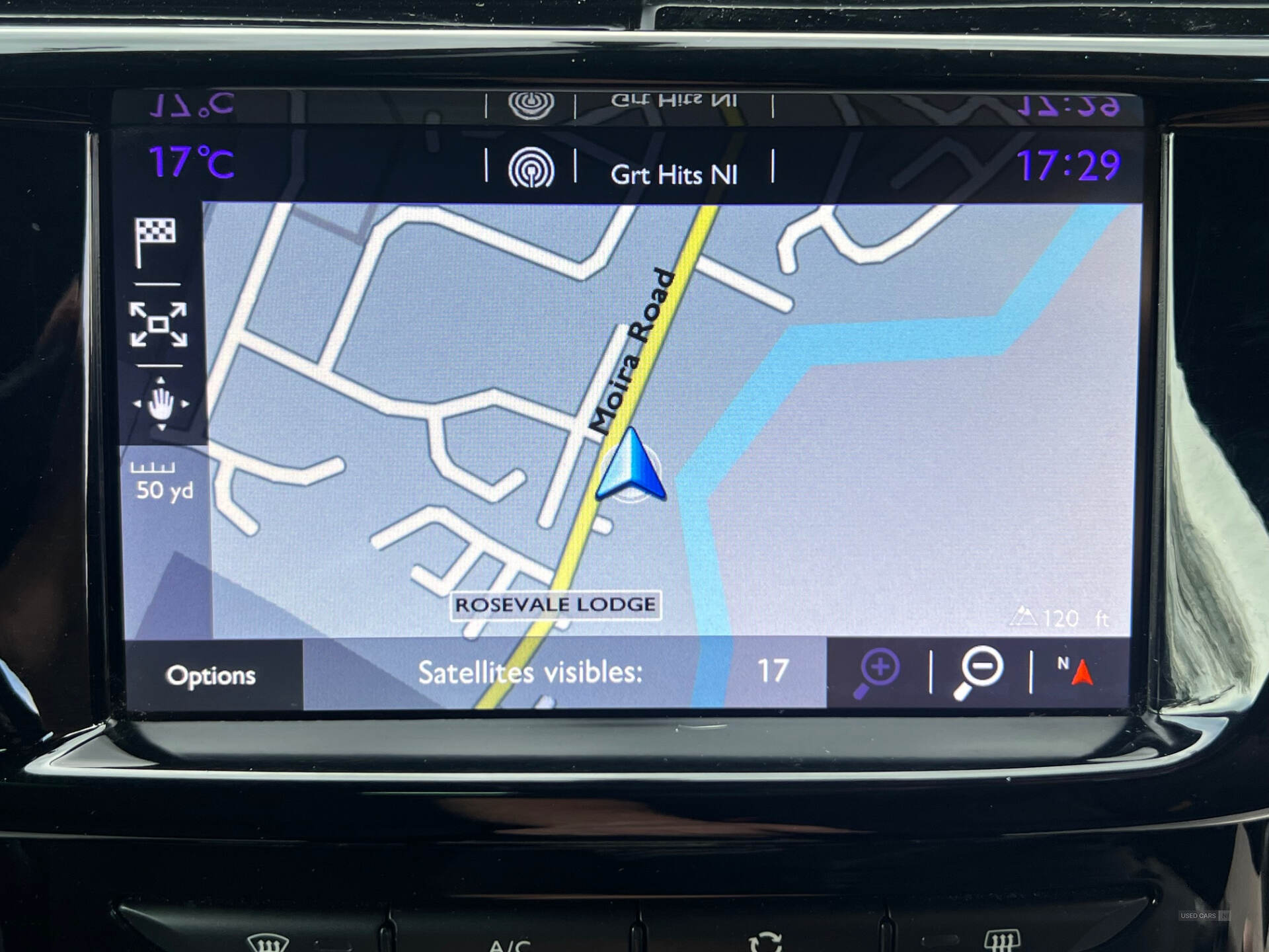 Jan 2016 DS 3 1.2 PureTech 110 DStyle Nav 3dr