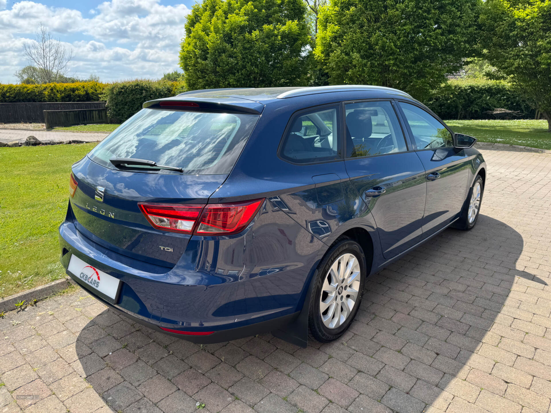 Seat Leon DIESEL SPORT TOURER in Antrim