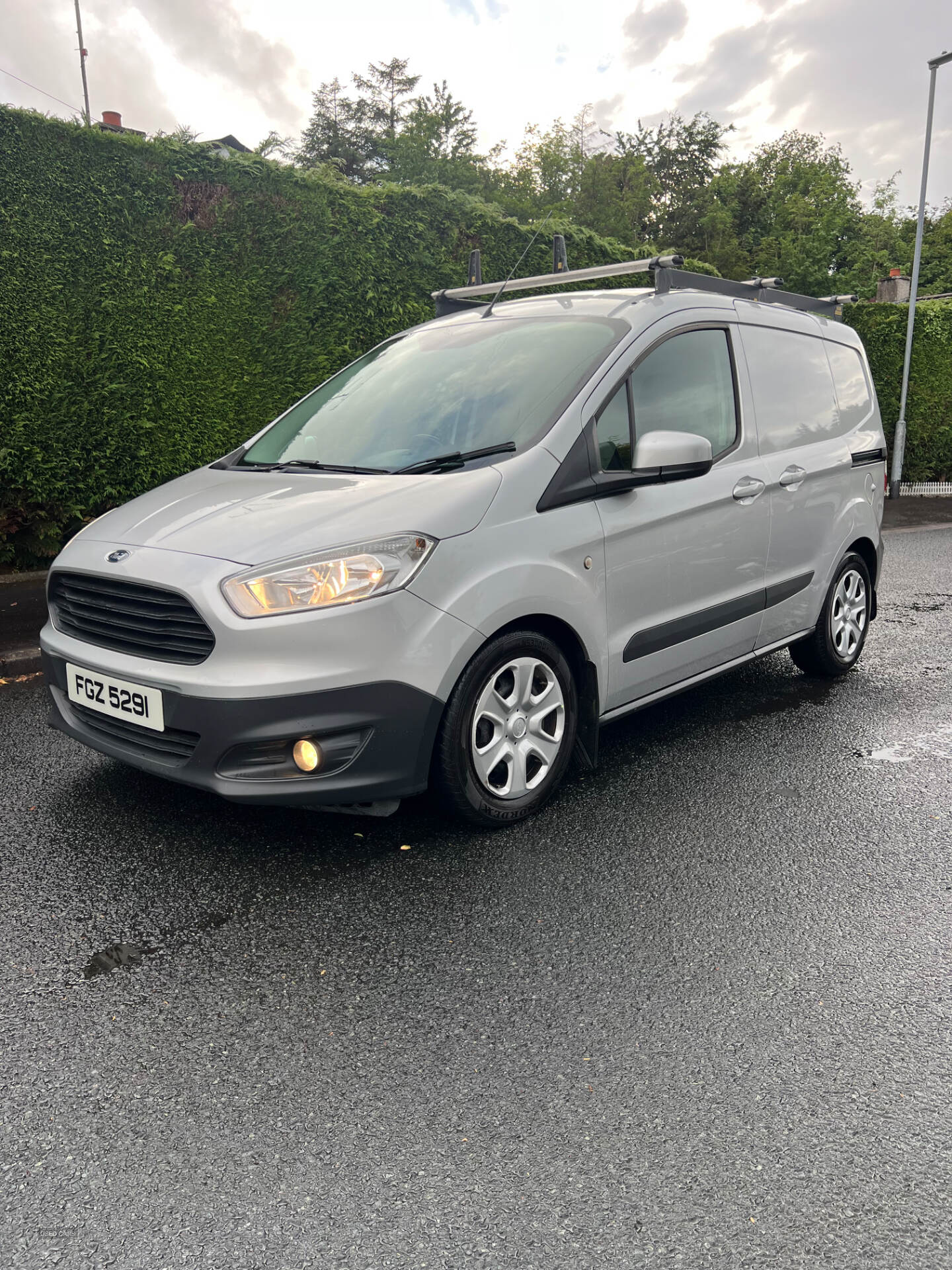 Mar 2017 Ford Transit Courier 1.5 TDCi 95ps Trend Van