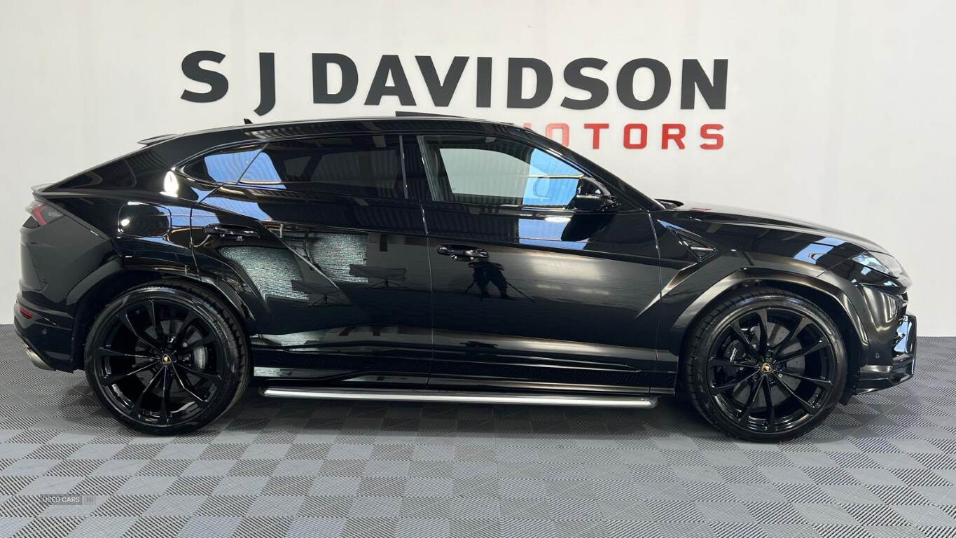 Oct 2021 Lamborghini Urus 4.0T FSI V8 5dr Auto