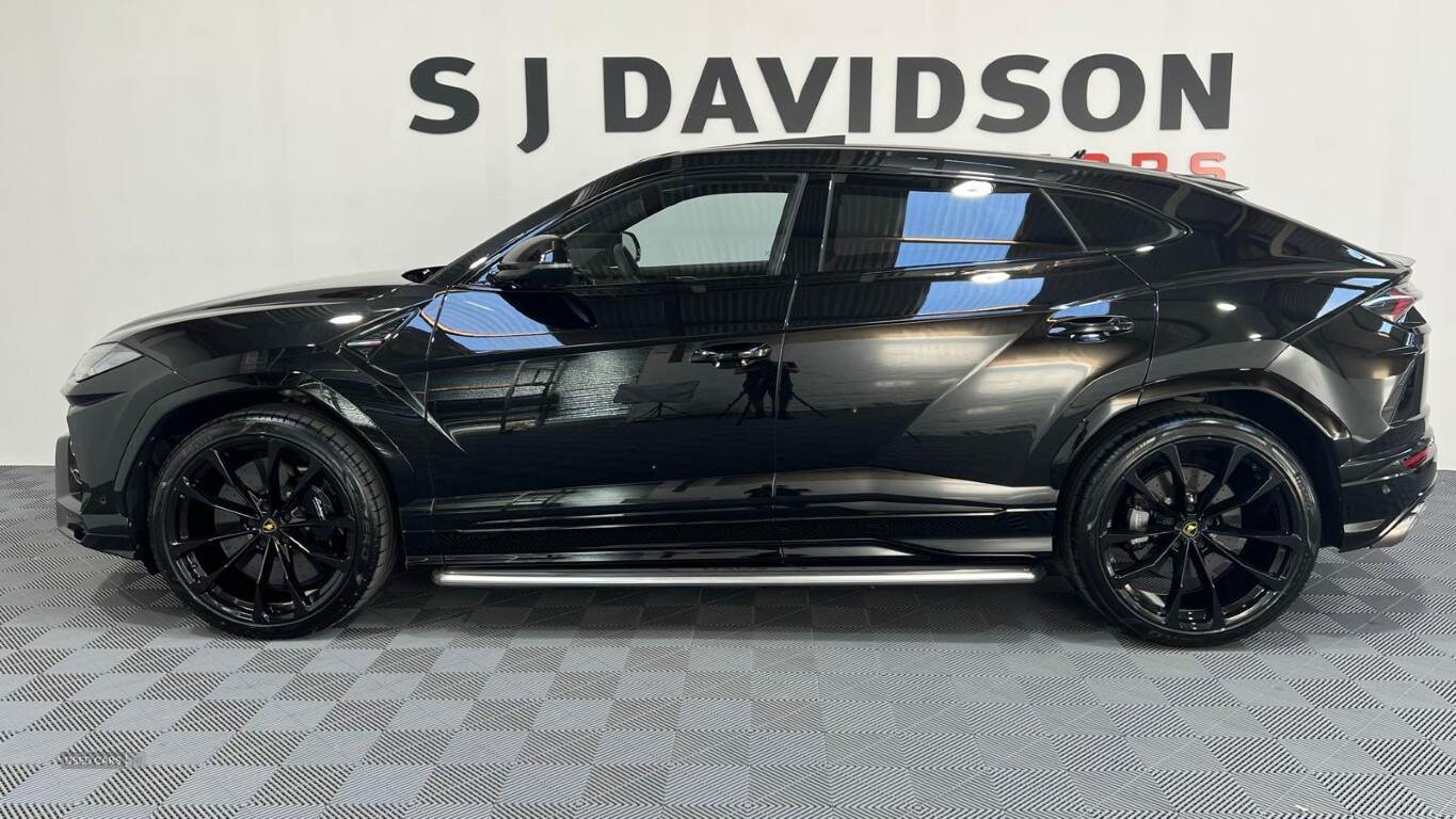 Oct 2021 Lamborghini Urus 4.0T FSI V8 5dr Auto