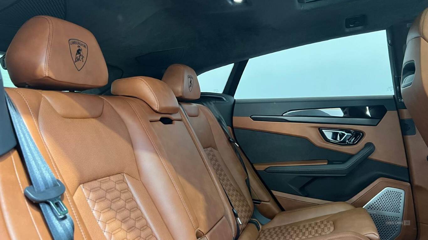 Oct 2021 Lamborghini Urus 4.0T FSI V8 5dr Auto
