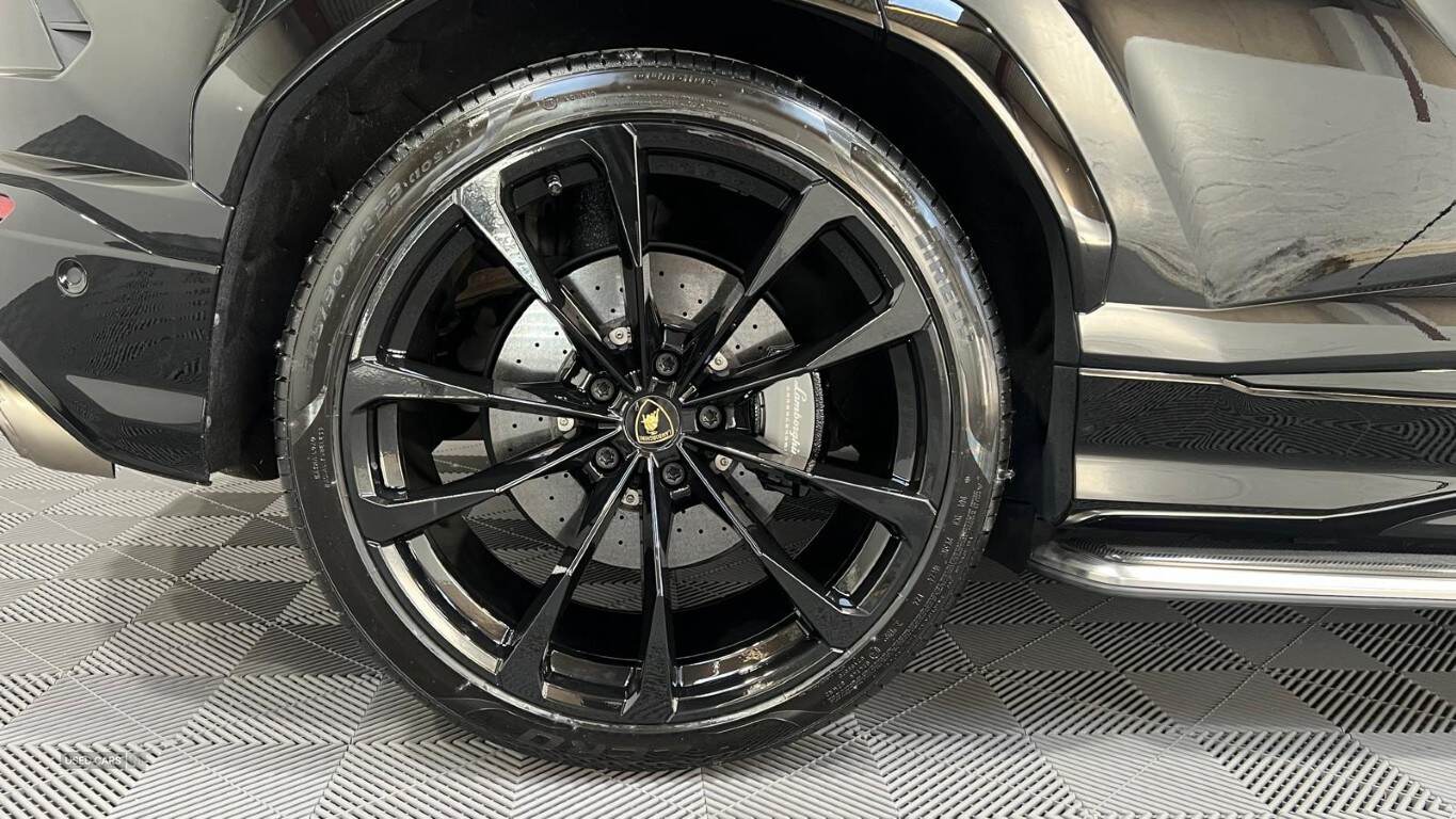 Oct 2021 Lamborghini Urus 4.0T FSI V8 5dr Auto