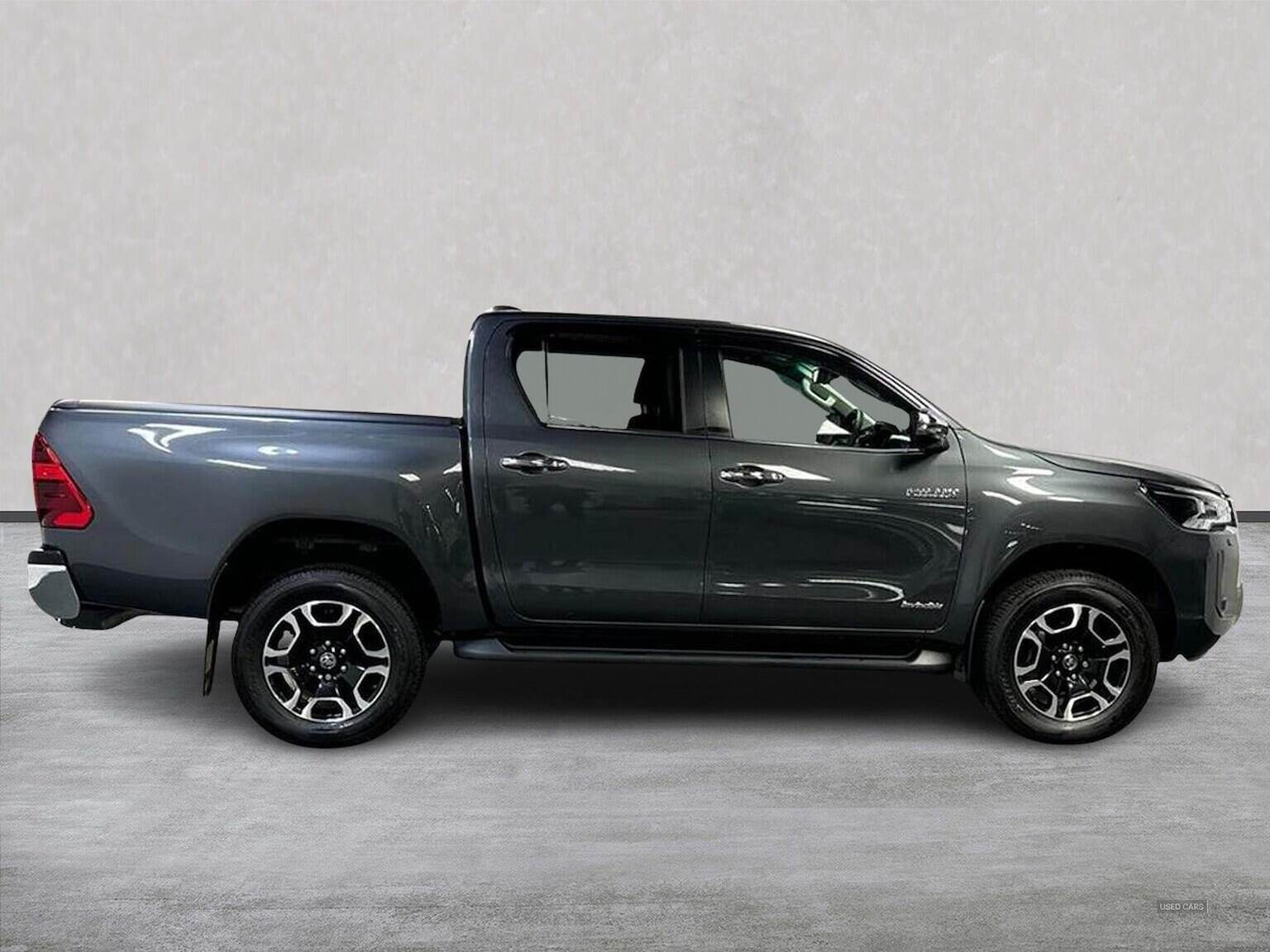 Jan 2025 Toyota Hilux Invincible D/Cab Pick Up 2.4 D-4D Auto