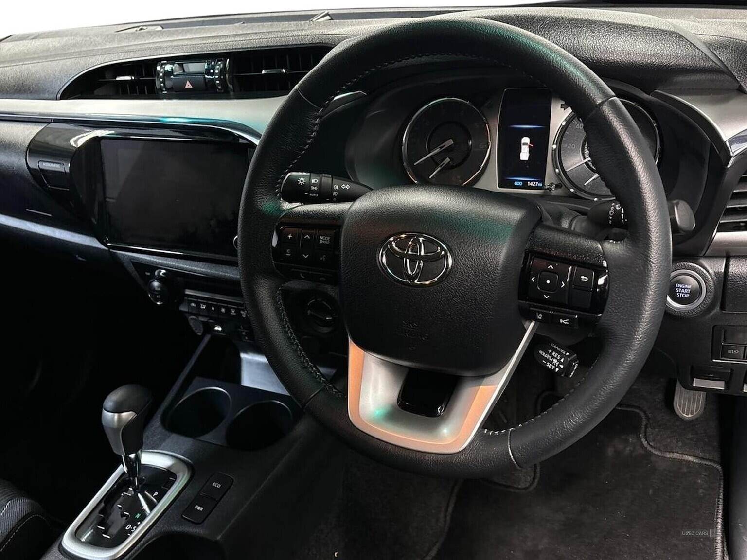 Jan 2025 Toyota Hilux Invincible D/Cab Pick Up 2.4 D-4D Auto