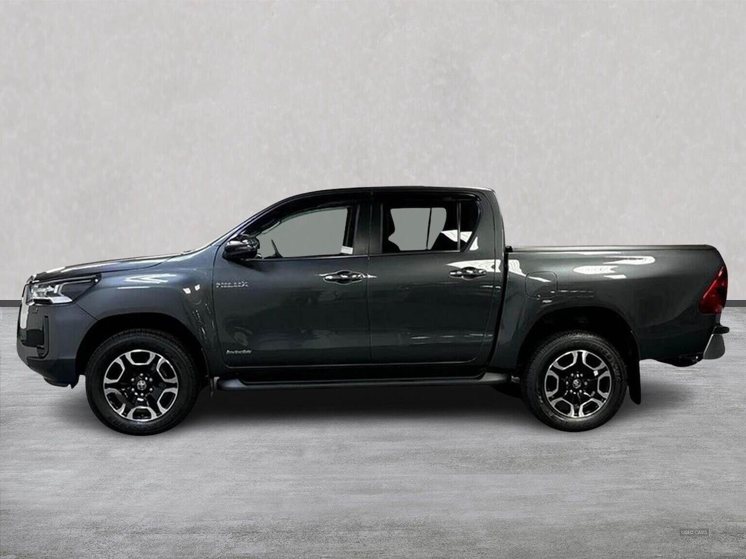 Jan 2025 Toyota Hilux Invincible D/Cab Pick Up 2.4 D-4D Auto
