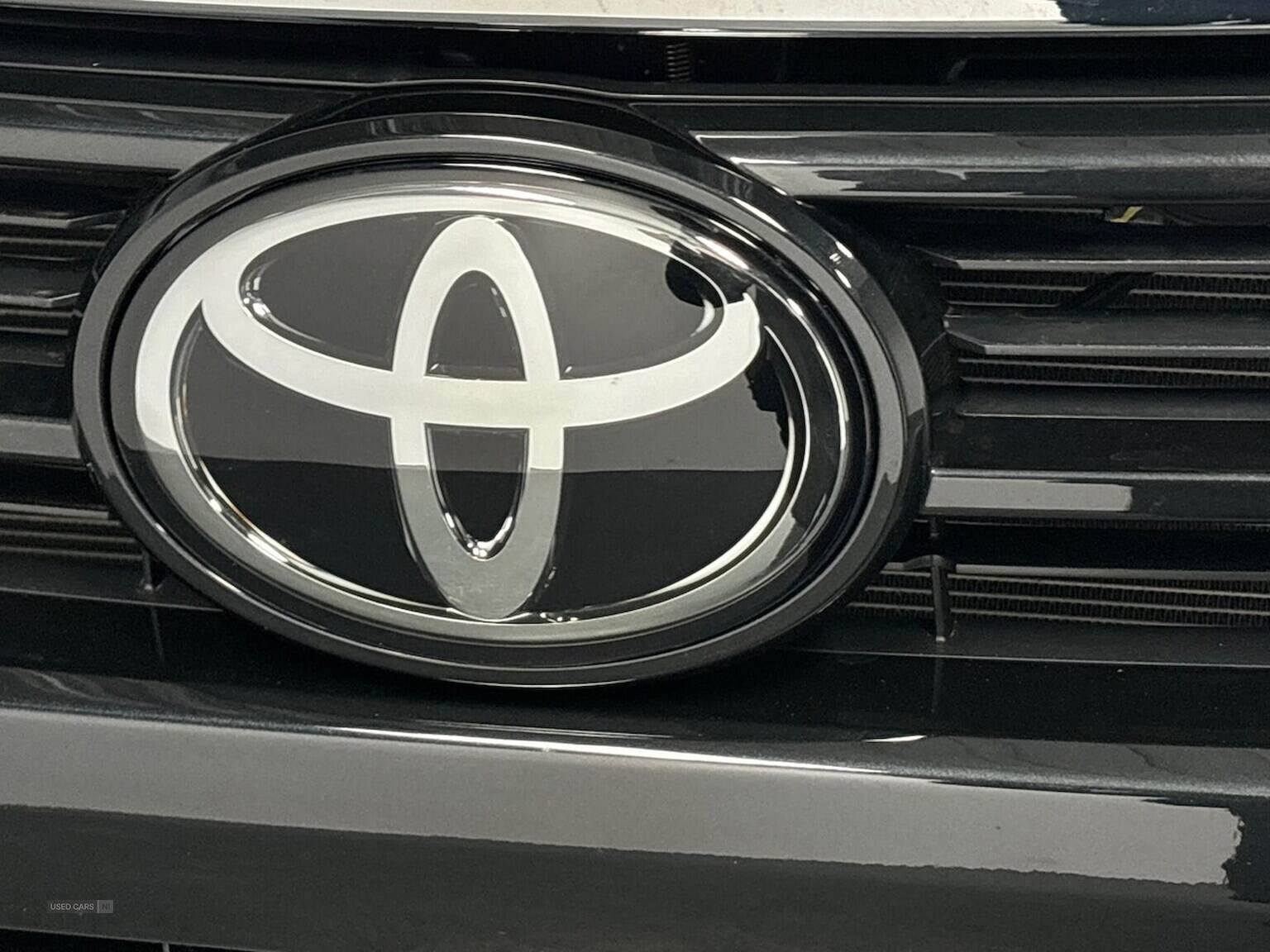 Jan 2025 Toyota Hilux Invincible D/Cab Pick Up 2.4 D-4D Auto