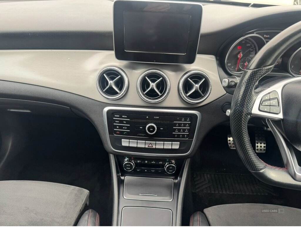 Sep 2016 Mercedes-Benz CLA CLA 220d AMG Line 4Matic 4dr Tip Auto