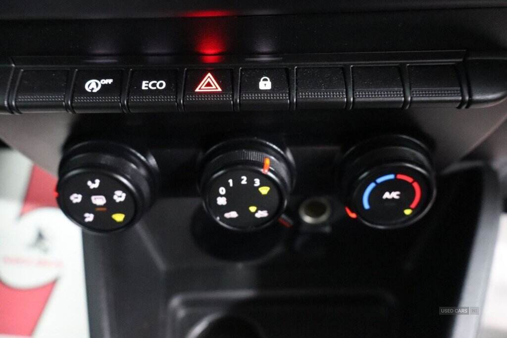 May 2019 Dacia Duster 1.6 SCe Essential 5dr