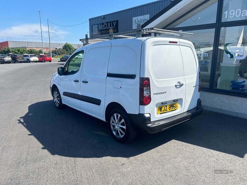 Nov 2015 Peugeot Partner 625 1.6 HDi 75 Professional Van