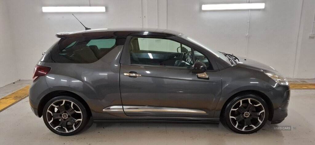 Jan 2013 Citroen DS3 1.6 e-HDi 110 Airdream DSport 3dr