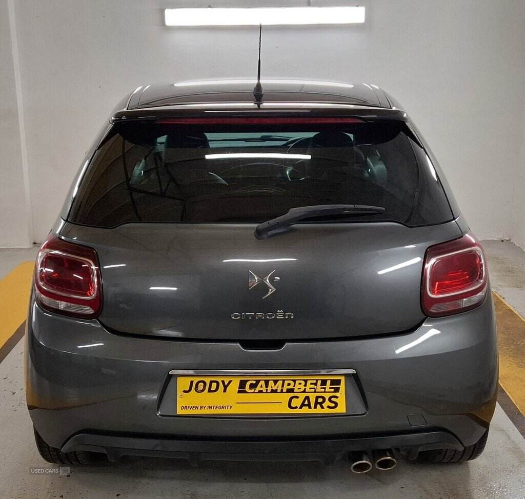 Jan 2013 Citroen DS3 1.6 e-HDi 110 Airdream DSport 3dr