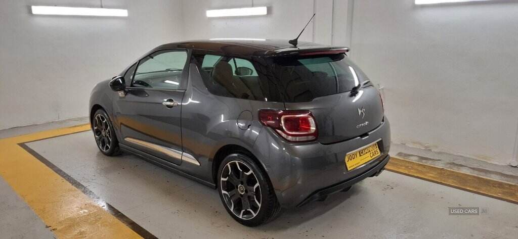 Jan 2013 Citroen DS3 1.6 e-HDi 110 Airdream DSport 3dr