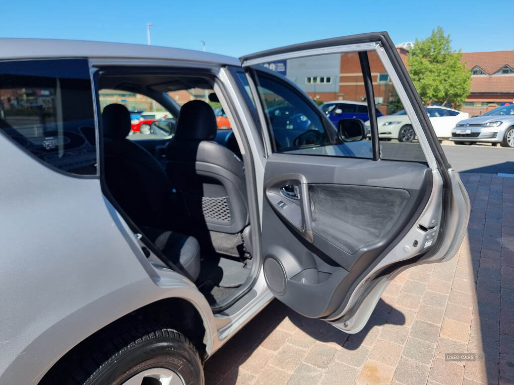 Dec 2011 Toyota RAV4 2.2 D-4D XT-R 5dr