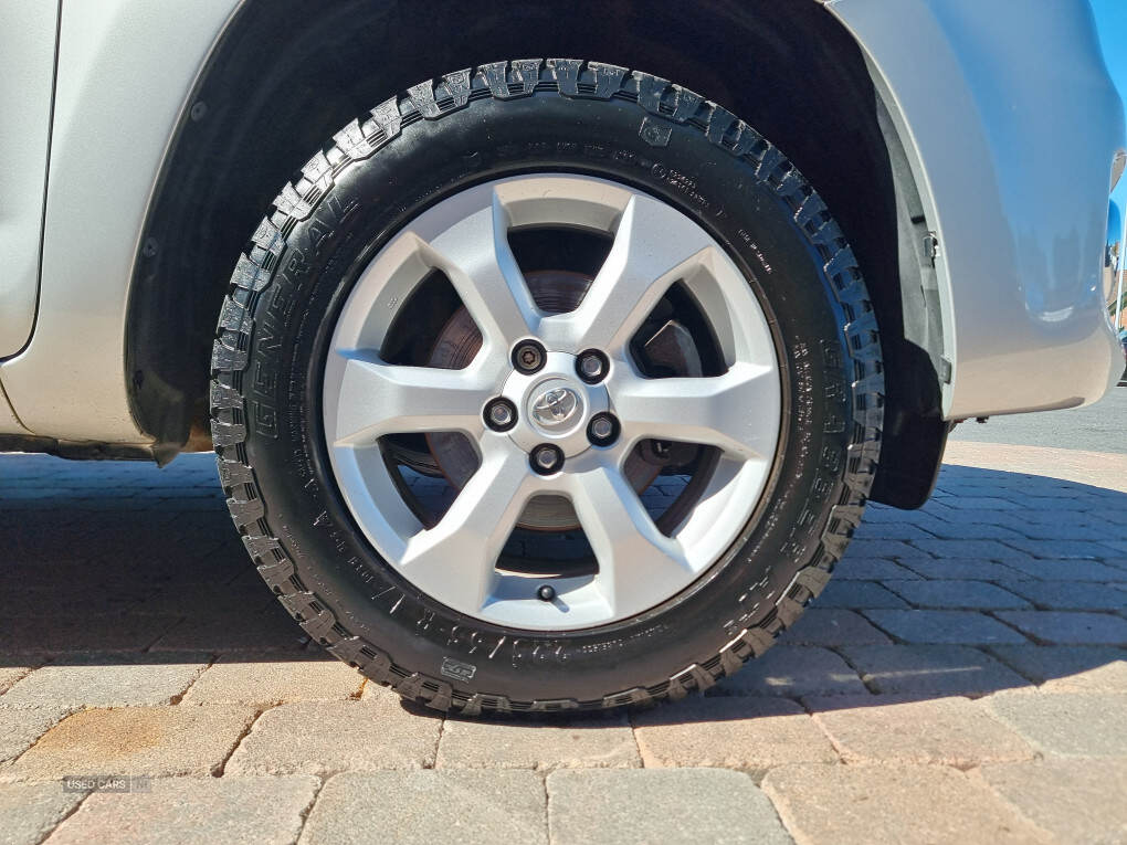 Dec 2011 Toyota RAV4 2.2 D-4D XT-R 5dr