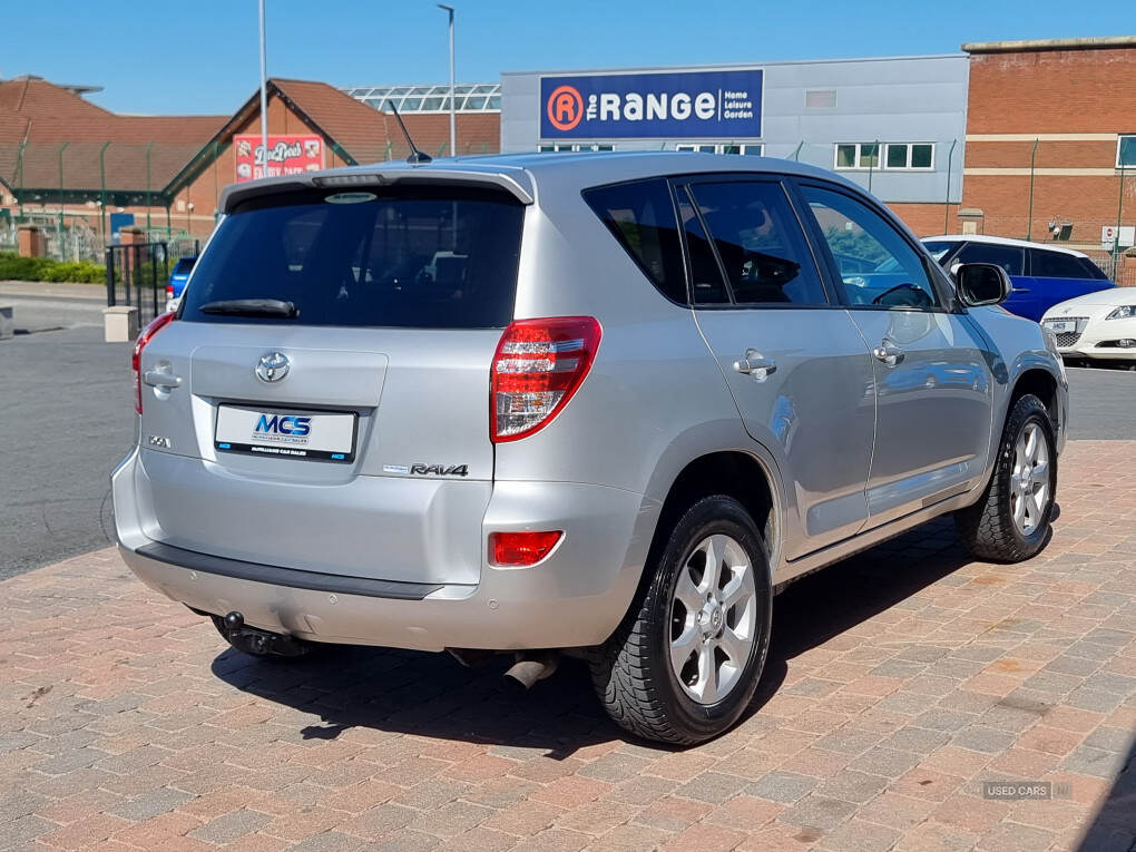 Dec 2011 Toyota RAV4 2.2 D-4D XT-R 5dr