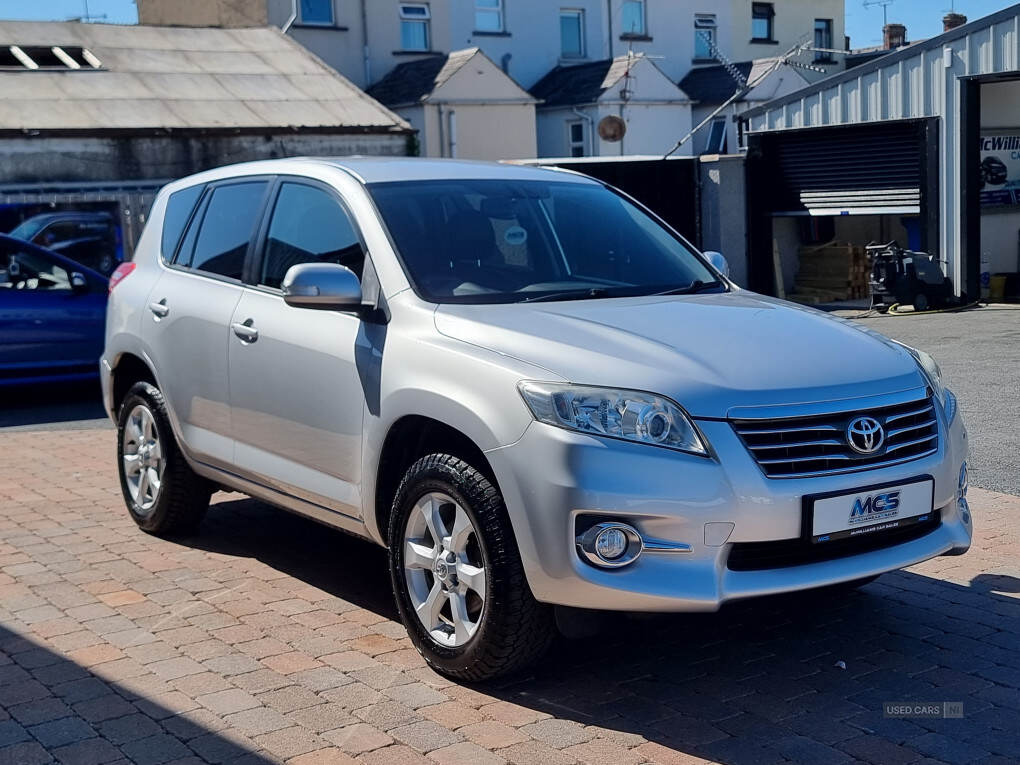 Dec 2011 Toyota RAV4 2.2 D-4D XT-R 5dr