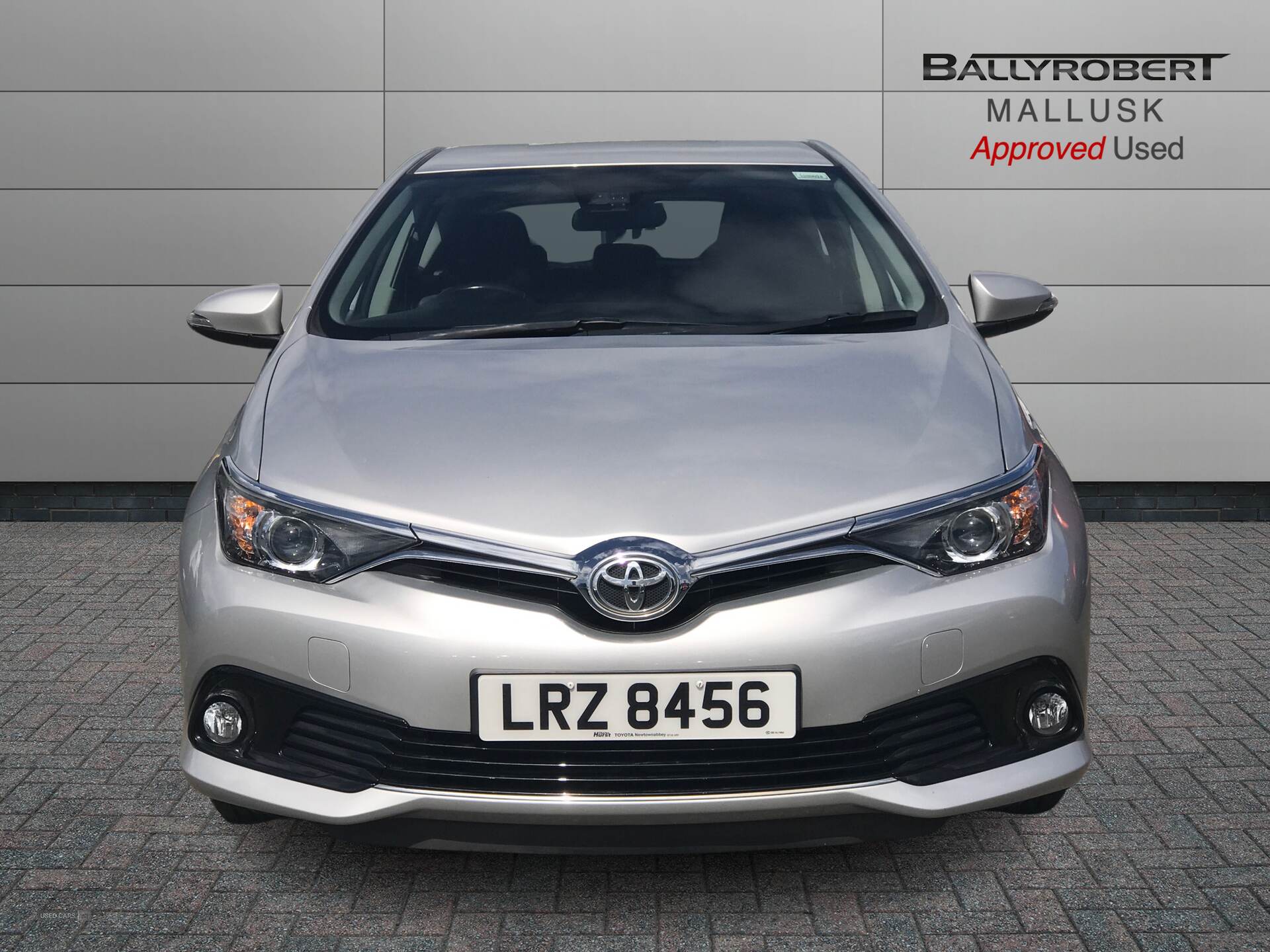 Feb 2017 Toyota Auris 1.2T Icon TSS 5dr