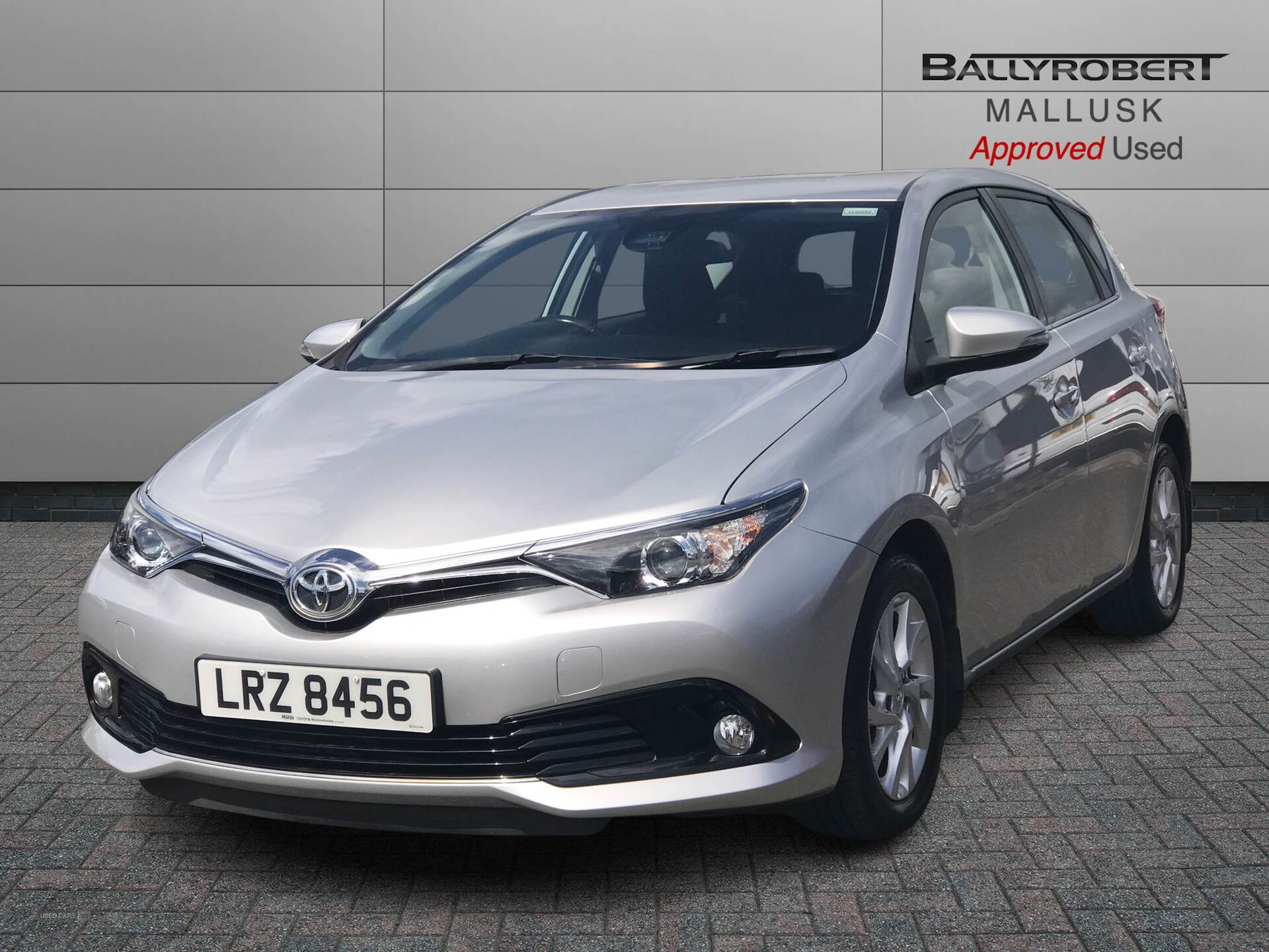 Feb 2017 Toyota Auris 1.2T Icon TSS 5dr